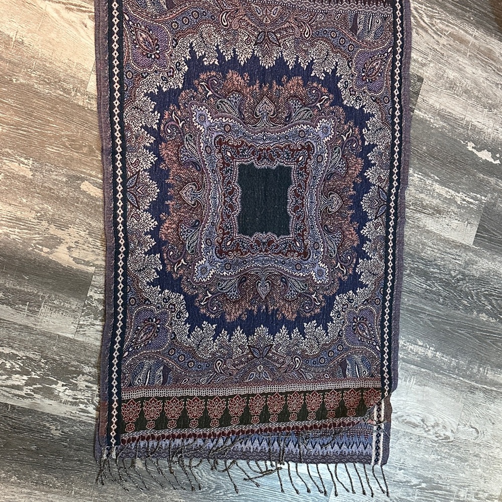 Lucky Brand scarf